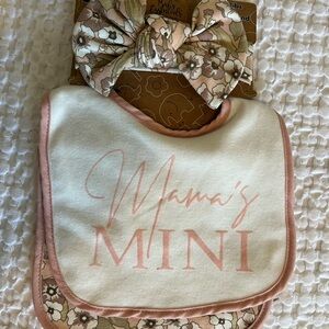 Baby Essentials Mama's MINI Floral Bib & Headband Set - Cream & Pink NWT
